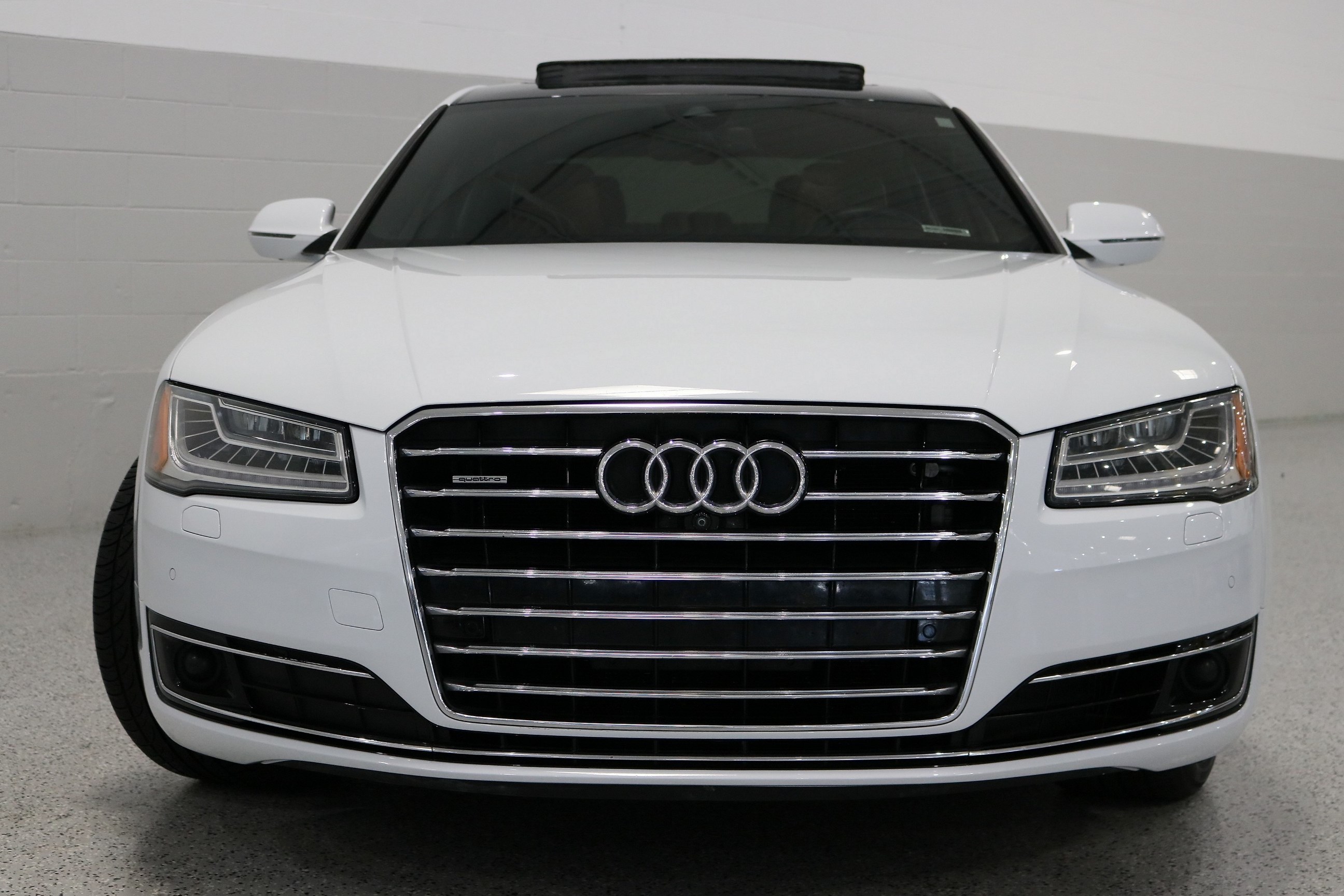 pre-owned-2016-audi-a8-l-3-0t-4d-sedan-in-warrenville-un1788-ultimo